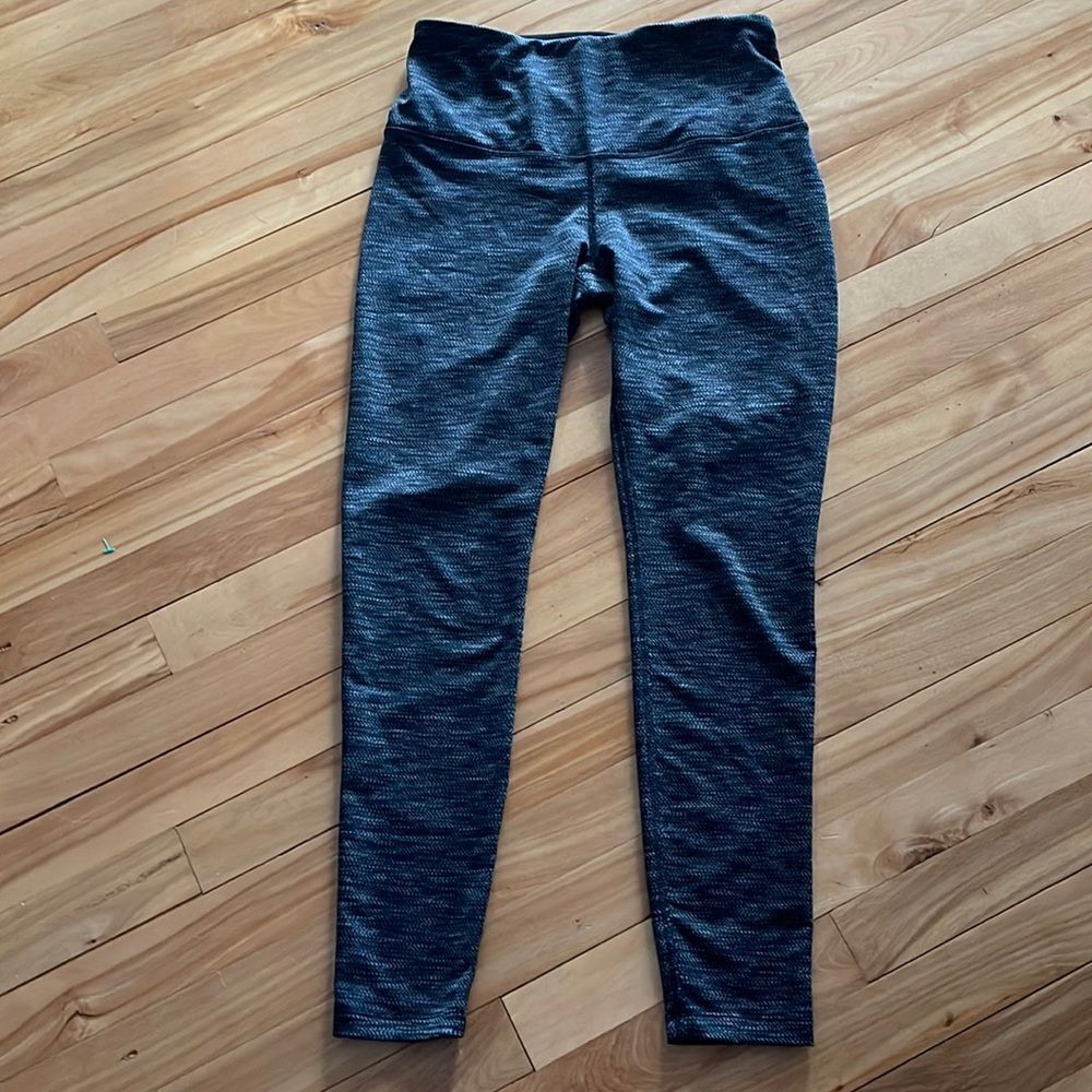 ABS black/gray/white subtle print high waisted leggings. Medium.
